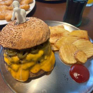 ダブルチーズバーガー(Eisha Burger)