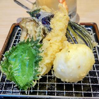 おまかせ天婦羅盛合わせ4種(町鮨とろたく 上大岡店)