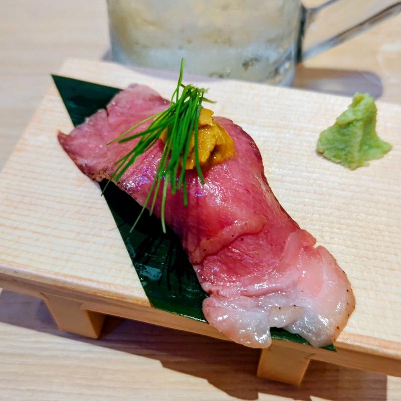 和牛ウニク寿司(町鮨とろたく 上大岡店)