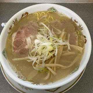ジンジャーソルトラーメン