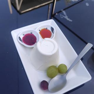 (チーズ・アイス・ケーキ工房 牧場Cafe)