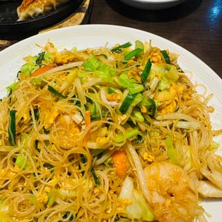 焼きビーフン(桂林餃子満足)