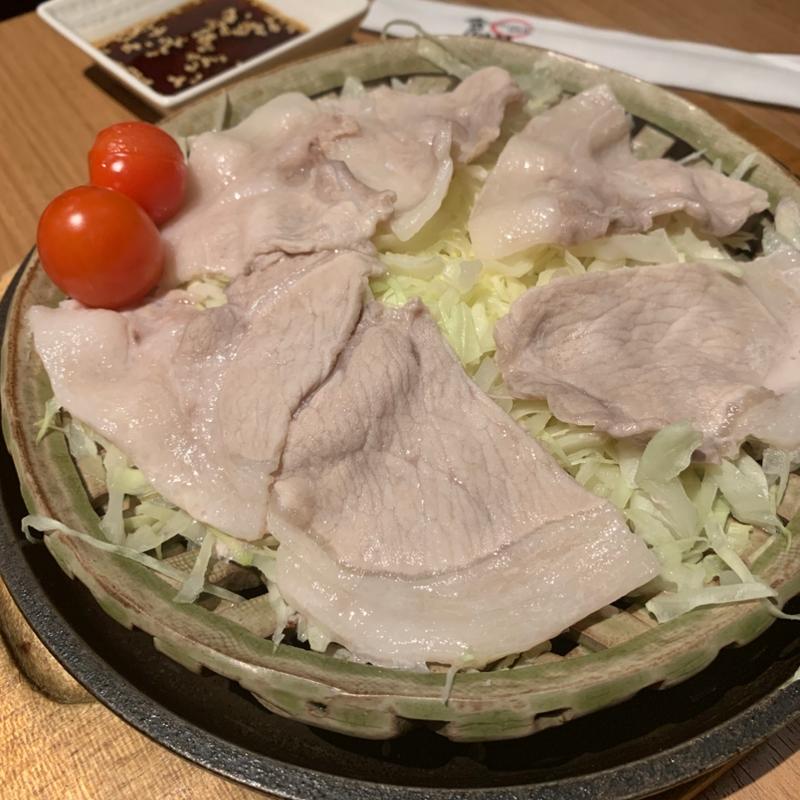 国産もち豚ロース肉のレモン蒸し(倉はし 高田馬場店)