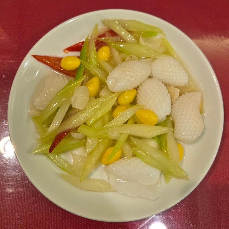 イカとユリ根･セロリの炒め(京華楼　中華街)