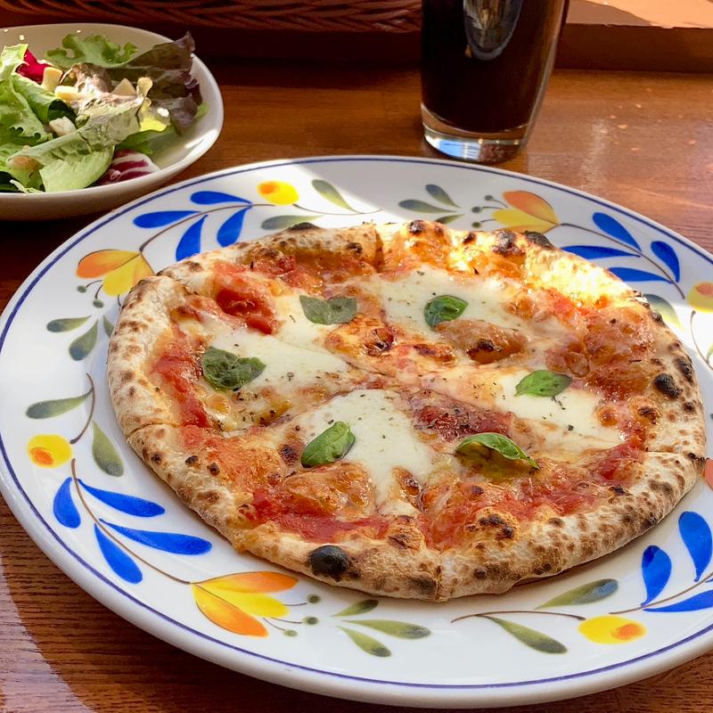 ピッツァセット(イタリアンレストラン 猪飼野)