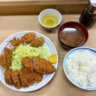 ヒレカツ定食 アジフライ カキフライ(いもや )