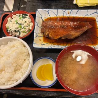 赤魚の煮付け定食