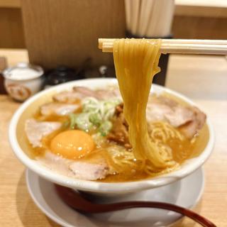 ちちぶ屋名物卵黄玉味噌中華(らーめん味噌中華 ちちぶ屋)