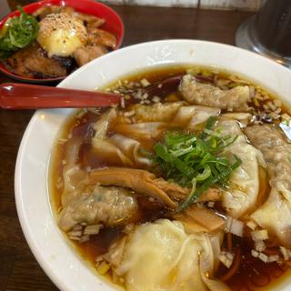 黒わんたんそば