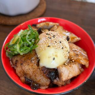 焼豚玉子丼