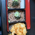 三色そば(ひの木家 観音寺店 )