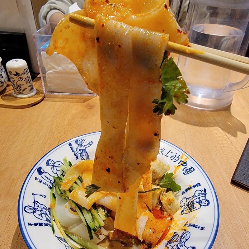 リャンピー(白鹿原ビャンビャン麺 西川口店)