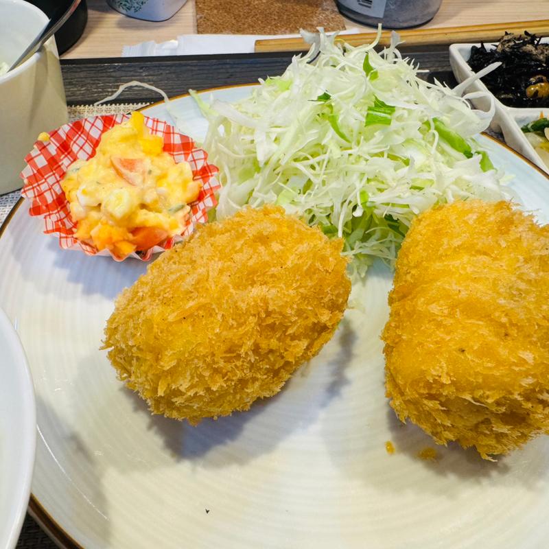 蟹クリームコロッケ定食(トンカツ すぽっと食堂)