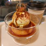 かためのプリンアラモード(UNI COFFEE ROASTERY 横浜関内南口)