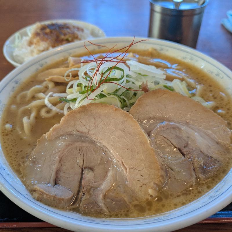 味噌中華(中華そば 雲ノ糸 鶴岡本店)