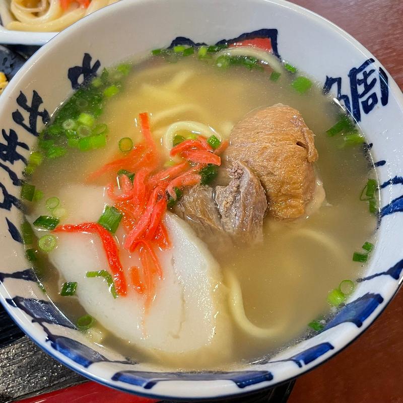 ゴーヤチャンプルーとハーフそば定食(びんがた)