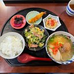 ゴーヤチャンプルーとハーフそば定食(びんがた)