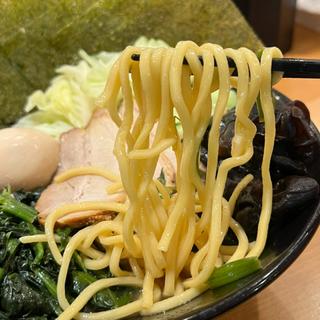 銀二郎　全部乗せ　ホーレン草　キクラゲ　トッピング(銀家　戸塚店)