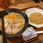 古潭ラーメン　ミニチャーハンセット(古潭 なんばCITY店)