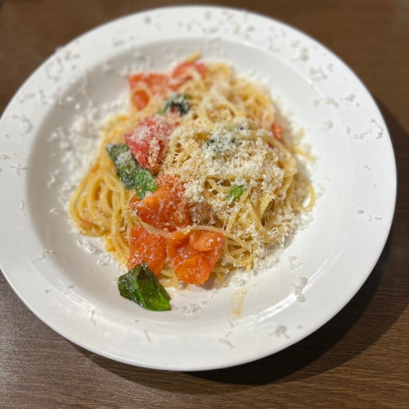 (イタリアン ダイニングバー エスタリア)