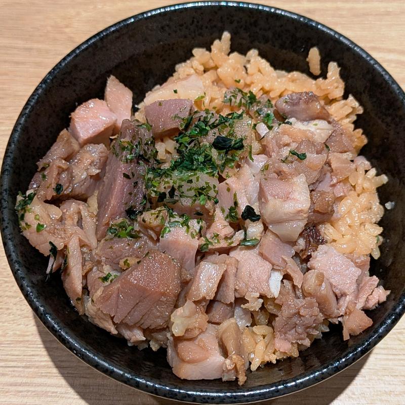 炊き込み豚飯(TETSU 武蔵小杉店 （テツ）)