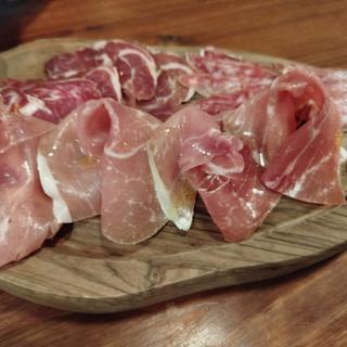 ハムの盛り合わせ