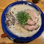 泡系豚骨ラーメン