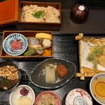 東山　わっぱ弁当(接方来 京都駅ビル店 （せっぽうらい）)