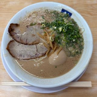 (どトンコツラーメン 魁龍 博多本店)