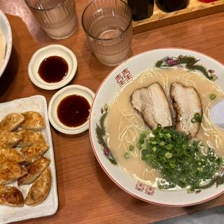 (トン骨野郎てつ屋)