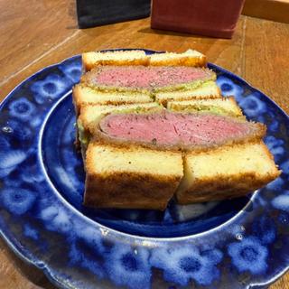 (めしや コヤマパーキング)