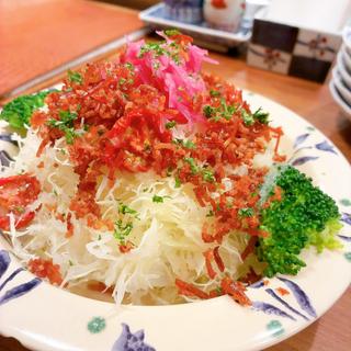 千切りキャベツとカリカリベーコンのサラダ(コバヤシ料理店)