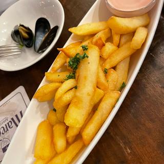 ベルギー産フライドポテト(ベルジアンビア・カフェ アントワープ セントラル （Belgian Beer CafeAntwerp Central）)