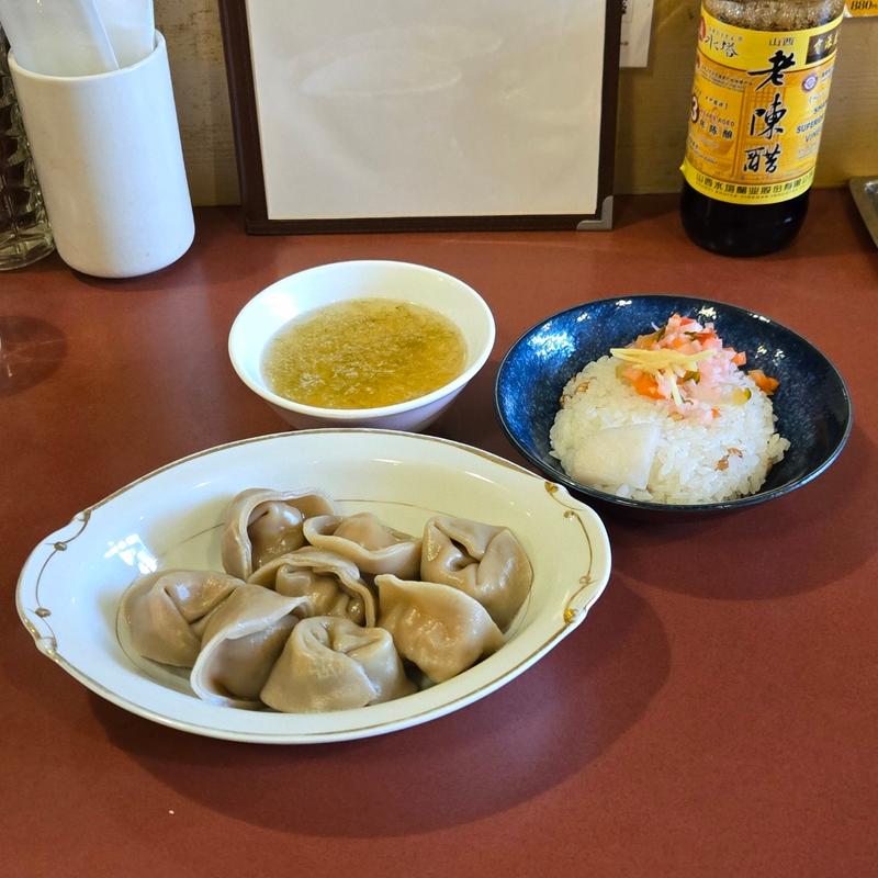 水餃子定食(按田餃子 代々木上原店)
