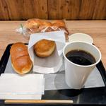 カレーパン 塩パン コーヒー