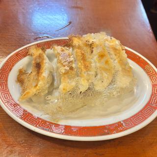 餃子(広州市場 西新宿店)