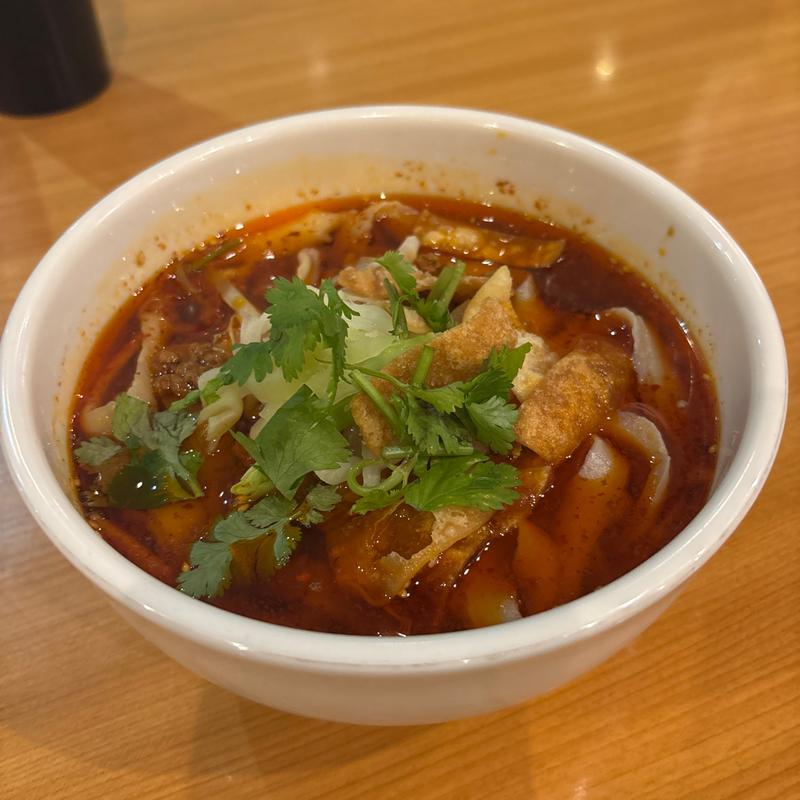 酸辣刀削麺(唐朝刀削麺 西新宿店)