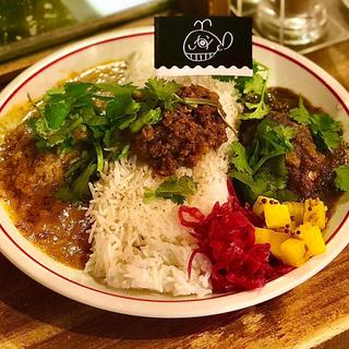 3種盛り パクチー(カリーショップくじら 高円寺)