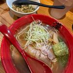 (らーめん 漢（かん）【豚骨&醤油】)