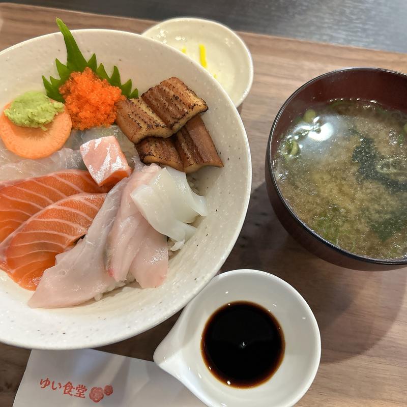 本日の海鮮丼(ゆい食堂)
