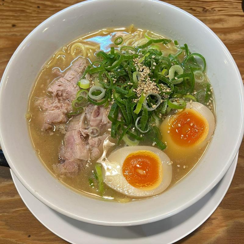 Y'sラーメン(Y’sラーメン)