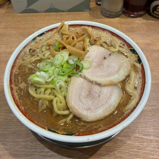 濃厚煮干し味噌ラーメン 大(煮干ラーメン松した)