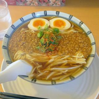 カレーらぁ麺 味玉(まるみ)