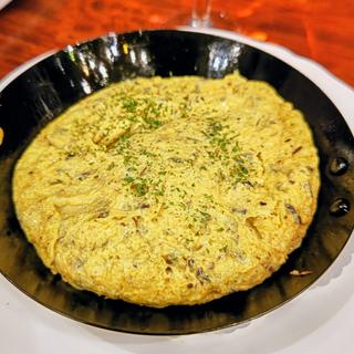 フライパンオムレツ(トリュフ)(横浜ワインバル 青木酒店 本店)