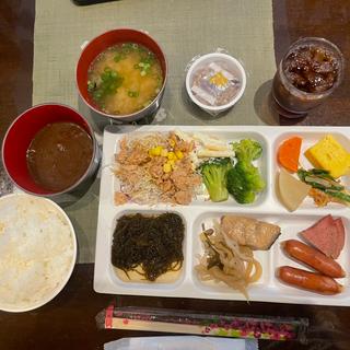 朝食ブュッフェ