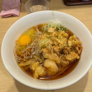 小海老天と白菜のかき揚げそば(いろり庵きらく 柏3・4番線ホーム)