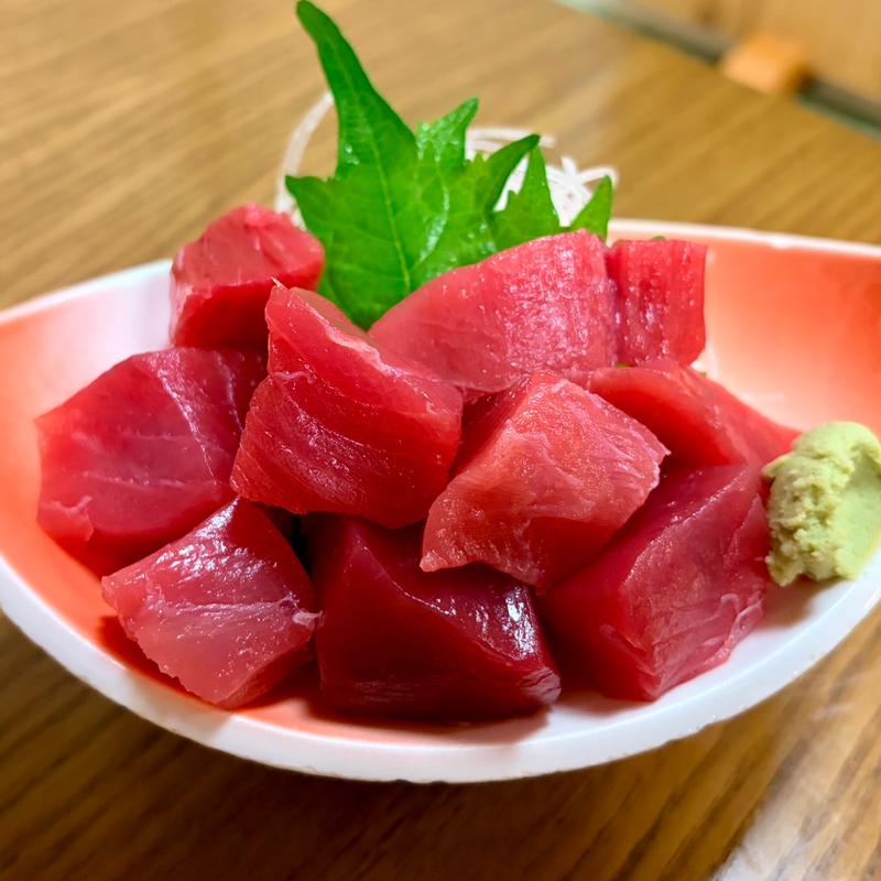 マグロブツ(串焼き 与兵)