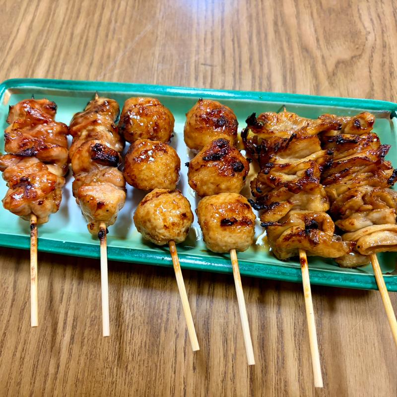 焼き鳥タレ　もも　皮　つくね(串焼き 与兵)