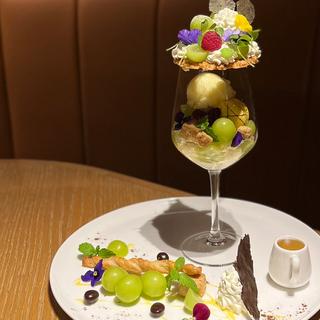 シャインマスカットパフェ