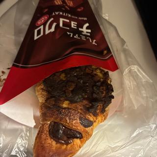 【期間限定】プレミアムチョコクロ Made with KITKAT®(サンマルクカフェ 札幌ル・トロワ店)